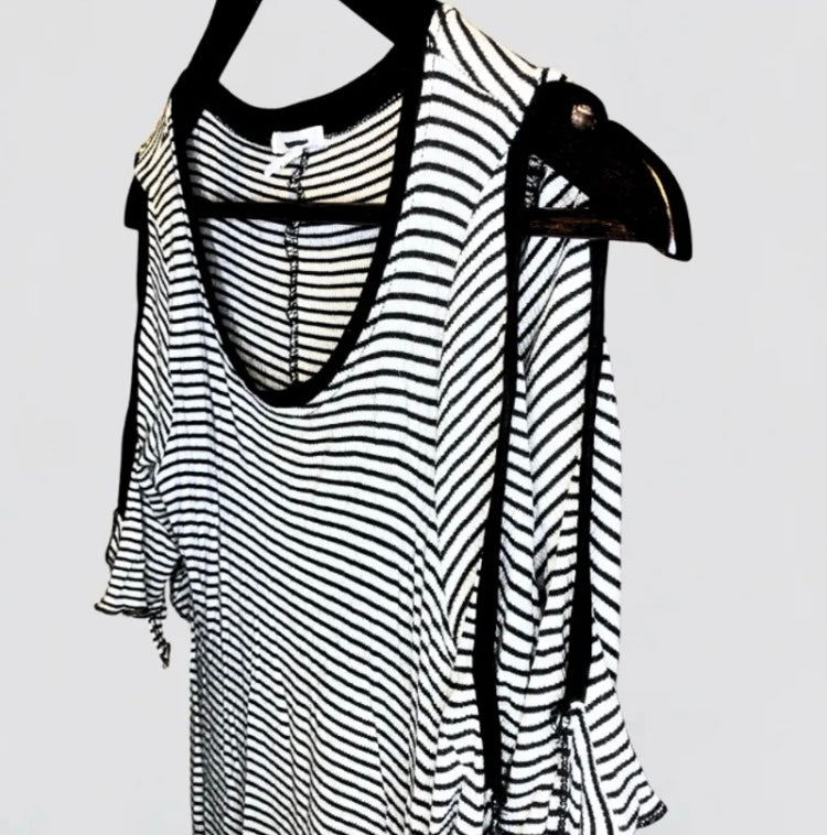 Maurices NWOT Striped Cold Shoulder Blouse M